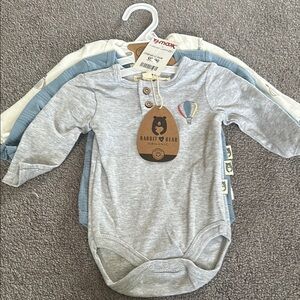 Rabbit & Bear Organic Baby Bodysuit Set